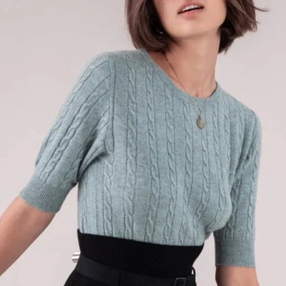 🇫🇷 Kujten 100% Cashmere Navy Cable Knit Short Sleeve Sweater - Picture 9 of 9